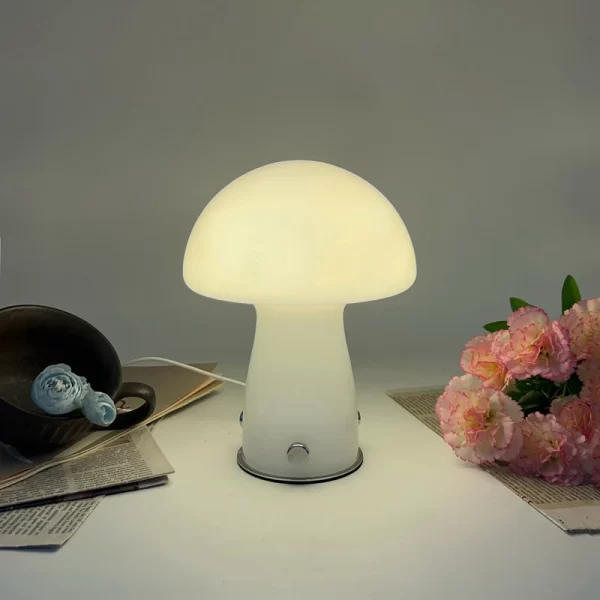 Bauhaus vintage style mushroom lamp Nordic style bedroom bedside ins girly internet-famous living room glass ambient nightlight